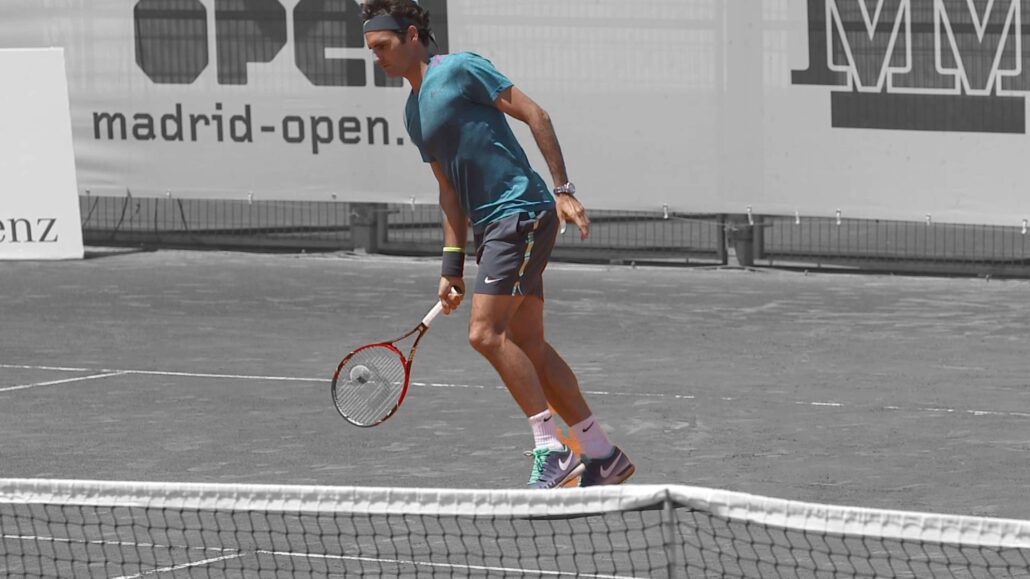 Roger Federer practicing at the 2015 Madrid Open.