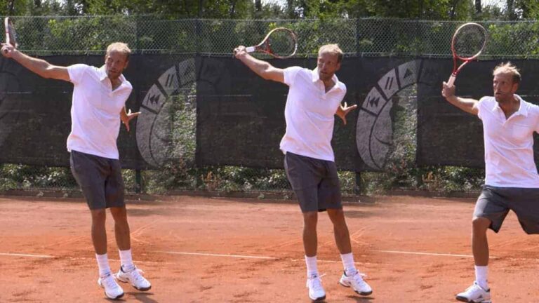 Backhand-one-handed-closed-stance-approach_Title