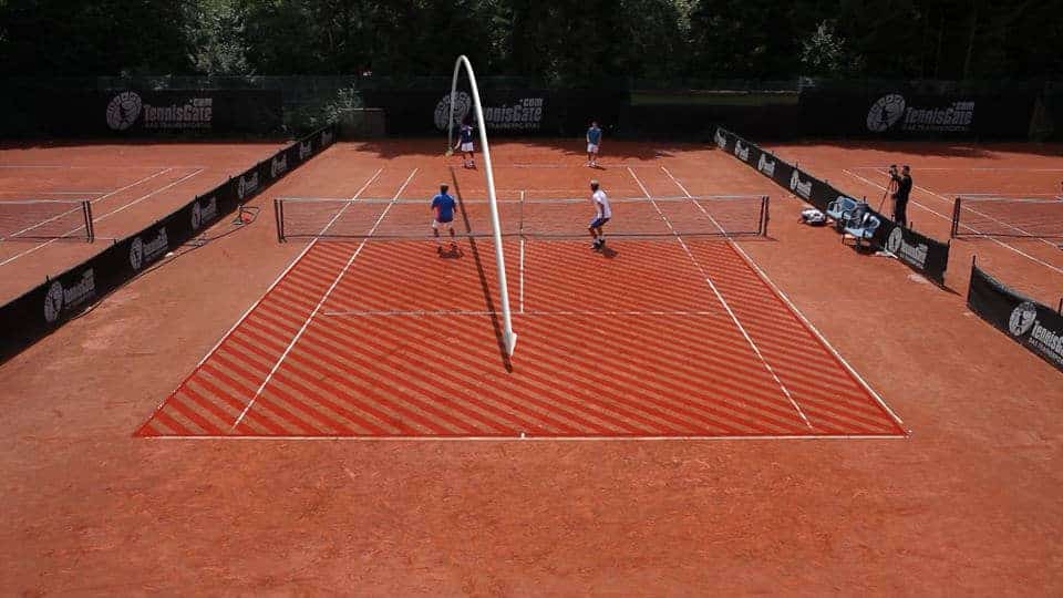 Doubles: Lobbing and Coming in