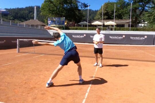 MoStabi: Whole body warm up in three planes