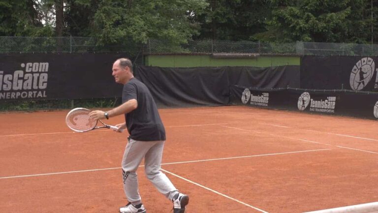 Overhead Footwork: Different Steps for Different Shots