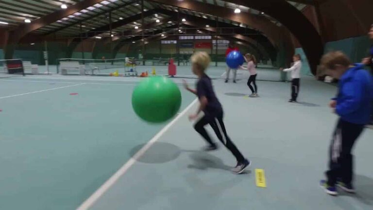 Color relays bouncing a Swiss ball