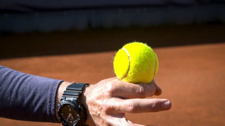 Different approaches to tossing the ball