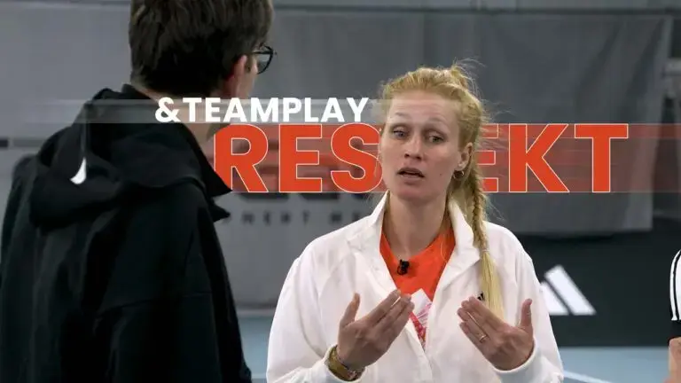 Mona-5-Teamplay-and-Respect